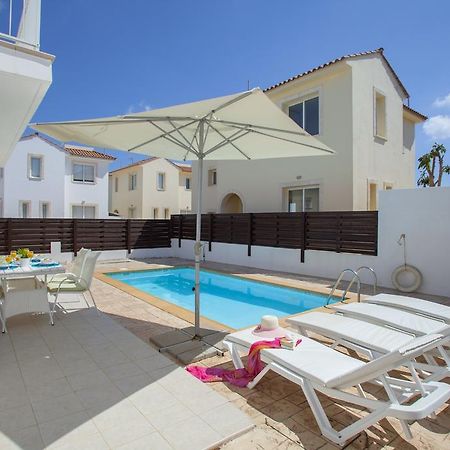 Villa Clematis Protaras Bagian luar foto