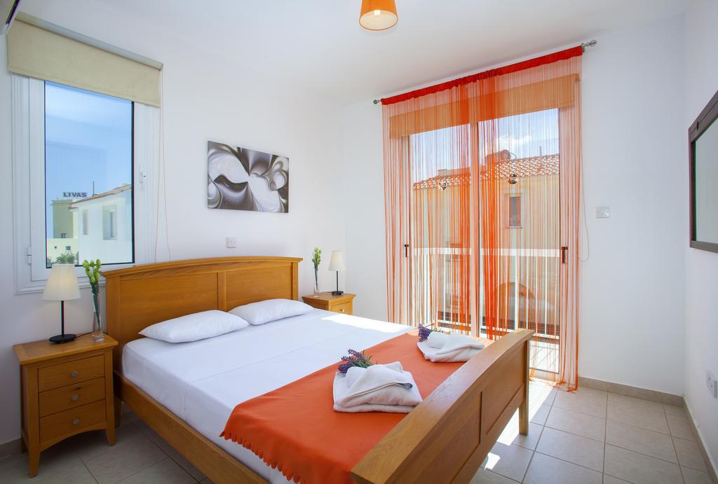 Villa Clematis Protaras Bagian luar foto