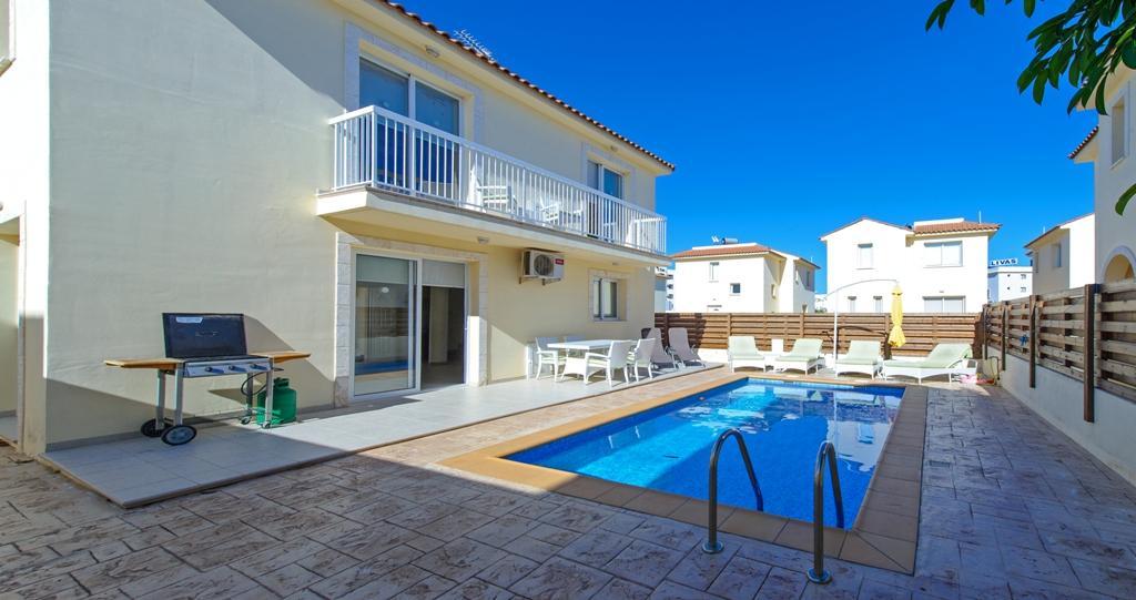 Villa Clematis Protaras Bagian luar foto